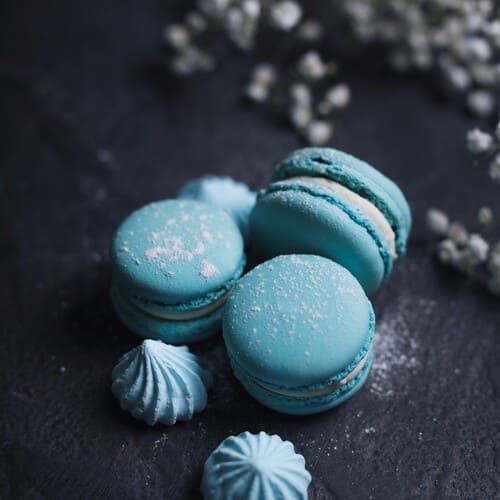 Blueberry cheesecake macaroon